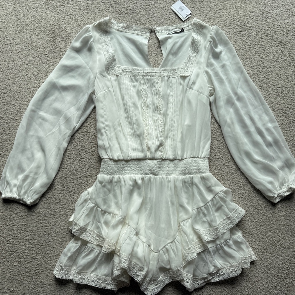 Abercrombie & Fitch Ivory Ruffle Long-Sleeve Romper Skort Dress Chiffon Lace S